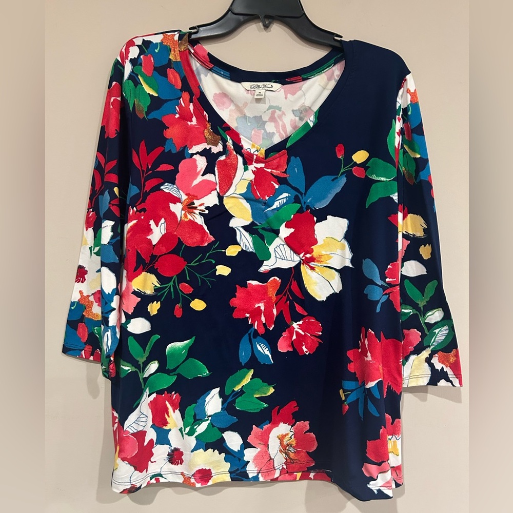 The Pioneer Woman Vibrant Floral V-Neck Blouse